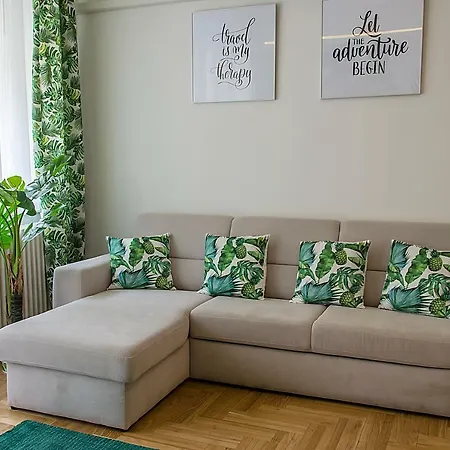 Tropical Apartment